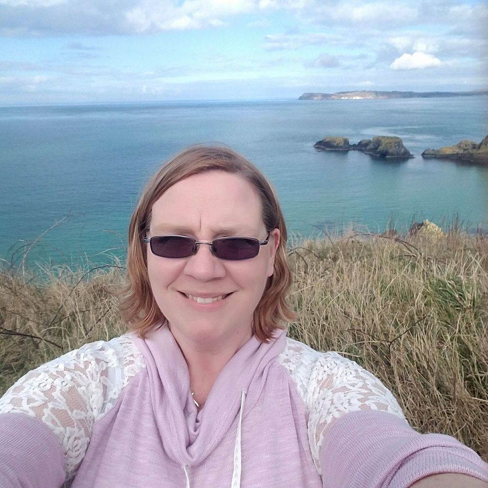 Meet your Posher, Celeste